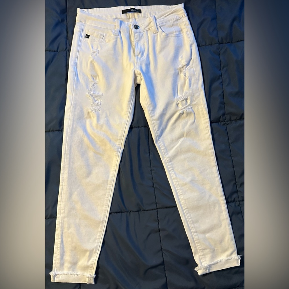 NWT KanCan White Low Rise Skinny Jeans - Size 7/27